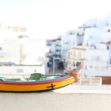 ホステル Rich & Poor *