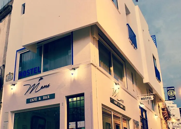 Rich & Poor Albufeira